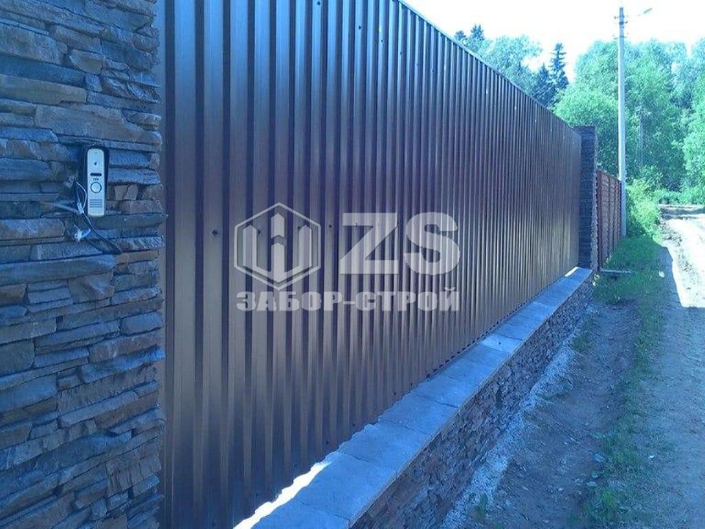 Забор из профнастила 10 метров Забор из профнастила 10 метров
